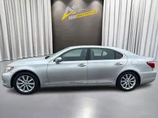 2010 Lexus LS