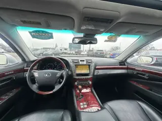 2010 Lexus LS