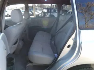 2004 TOYOTA HIGHLANDER