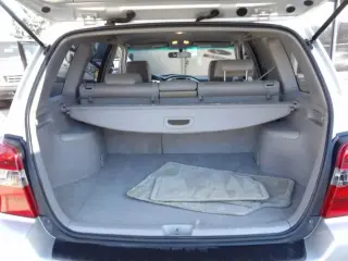 2004 TOYOTA HIGHLANDER