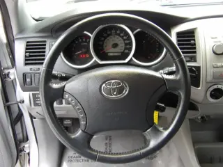 2005 TOYOTA TACOMA DOUBLE CAB