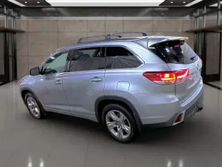 2017 Toyota HIGHLANDER