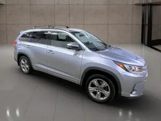2017 Toyota HIGHLANDER