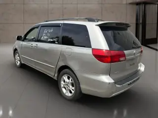 2005 Toyota SIENNA