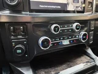 2023 Ford F250 SUPER DUTY CREW CAB