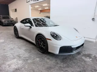 2026 Porsche 911