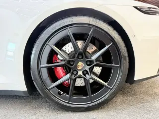 2026 Porsche 911