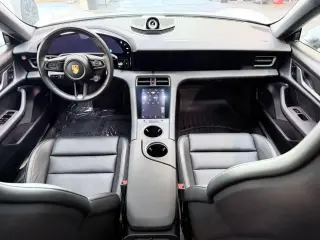 2021 Porsche TAYCAN