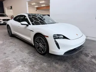 2021 Porsche TAYCAN