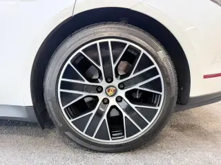 2021 Porsche TAYCAN