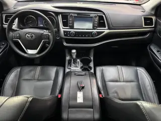 2017 Toyota HIGHLANDER