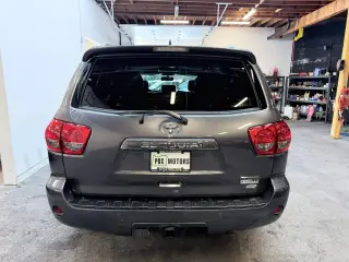 2016 Toyota SEQUOIA