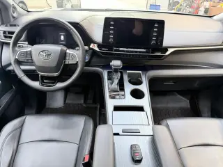 2022 Toyota SIENNA