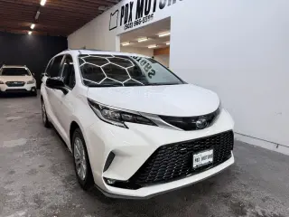 2022 Toyota SIENNA
