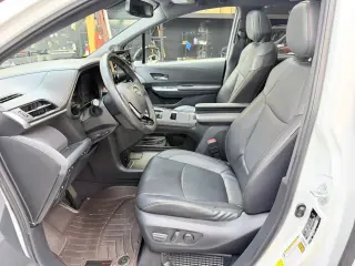 2022 Toyota SIENNA