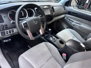 2015 Toyota TACOMA DOUBLE CAB