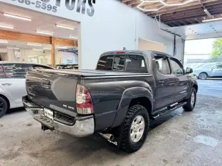 2015 Toyota TACOMA DOUBLE CAB
