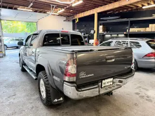 2015 Toyota TACOMA DOUBLE CAB