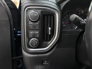 2020 Chevrolet SILVERADO 1500 CREW CAB