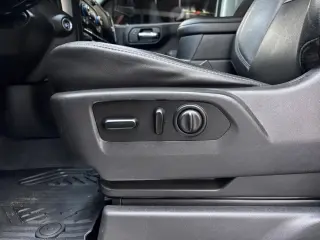 2020 Chevrolet SILVERADO 1500 CREW CAB