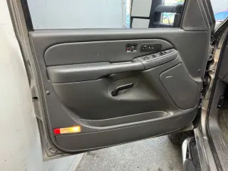 2006 Chevrolet SILVERADO 2500 HD CREW CAB