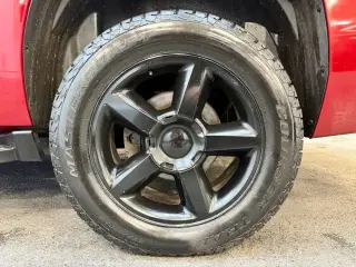 2014 Chevrolet SUBURBAN 1500