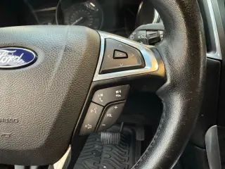 2016 Ford EDGE