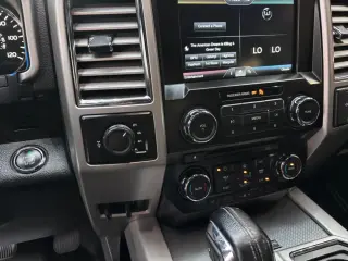 2015 Ford F150 SUPERCREW CAB