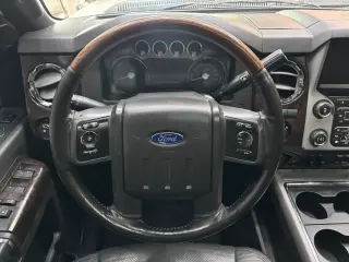 2015 Ford F250 SUPER DUTY CREW CAB