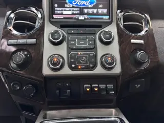 2015 Ford F250 SUPER DUTY CREW CAB