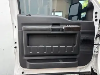 2015 Ford F250 SUPER DUTY CREW CAB