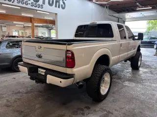 2015 Ford F250 SUPER DUTY CREW CAB