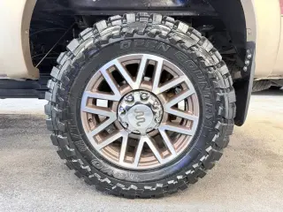 2011 Ford F350 SUPER DUTY CREW CAB
