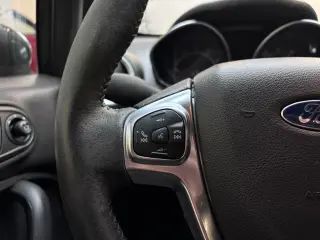 2015 Ford FIESTA