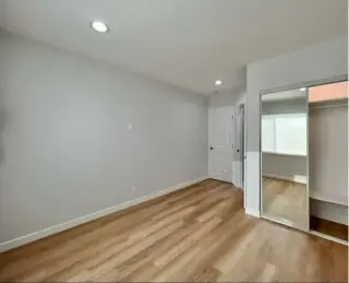 2 BEDROOM APT IN KOREATOWN, LA