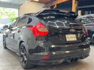 2014 Ford FOCUS ST