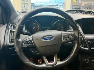 2015 Ford FOCUS ST