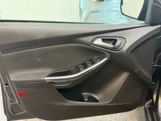 2015 Ford FOCUS ST