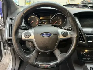 2014 Ford FOCUS ST