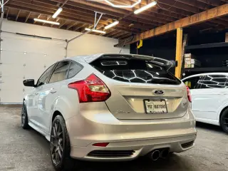 2014 Ford FOCUS ST