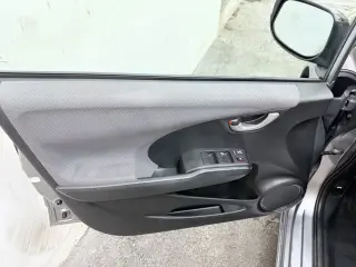 2010 Honda FIT