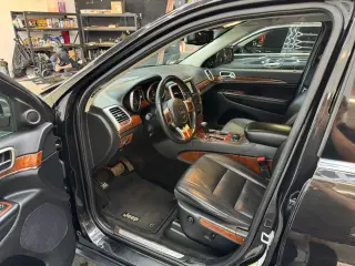 2012 Jeep GRAND CHEROKEE