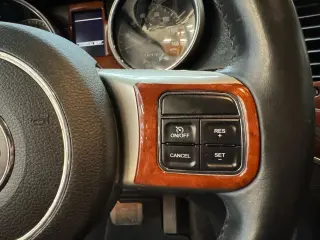 2012 Jeep GRAND CHEROKEE