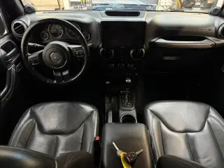 2014 Jeep WRANGLER