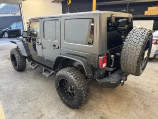2014 Jeep WRANGLER