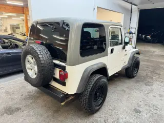 2006 Jeep WRANGLER