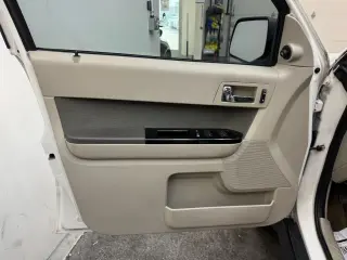 2011 Mazda TRIBUTE
