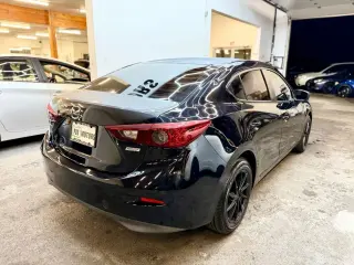 2017 Mazda MAZDA3