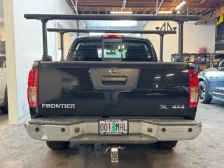 2019 Nissan FRONTIER CREW CAB