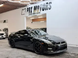 2013 Nissan GT-R